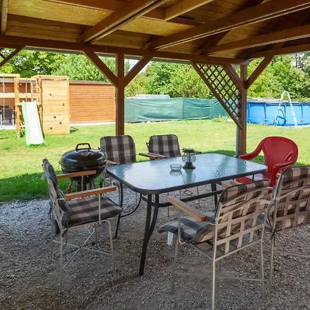 Apartmany Domek U Lesa Bitov Exterior photo